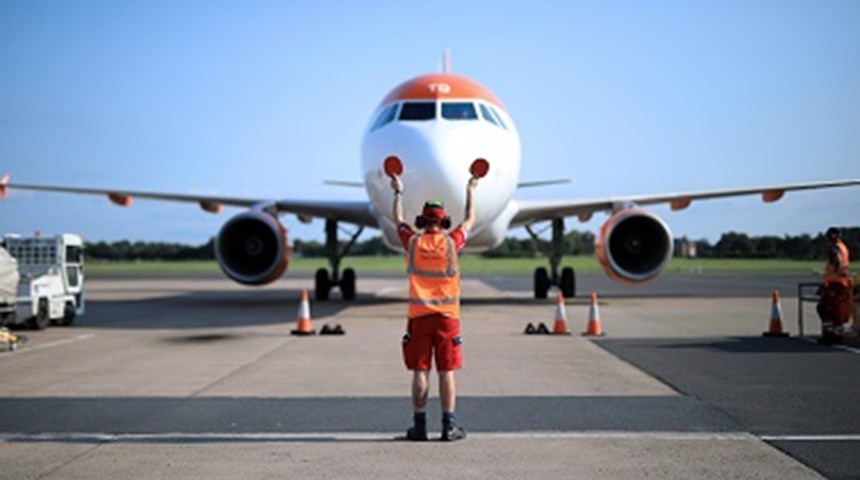 World's largest cargo plane arrives in Belfast to transport life saving support to India